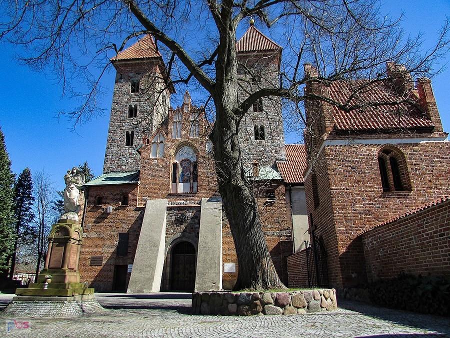 Czerwińsk nad Wisłą - Sanktuarium Matki Bożej Pocieszenia