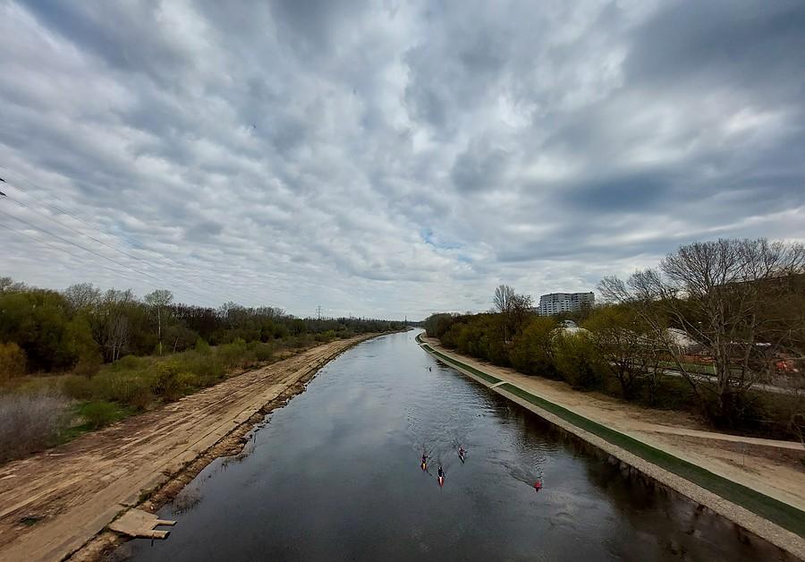 Chmury nad Wartą, Poznań
