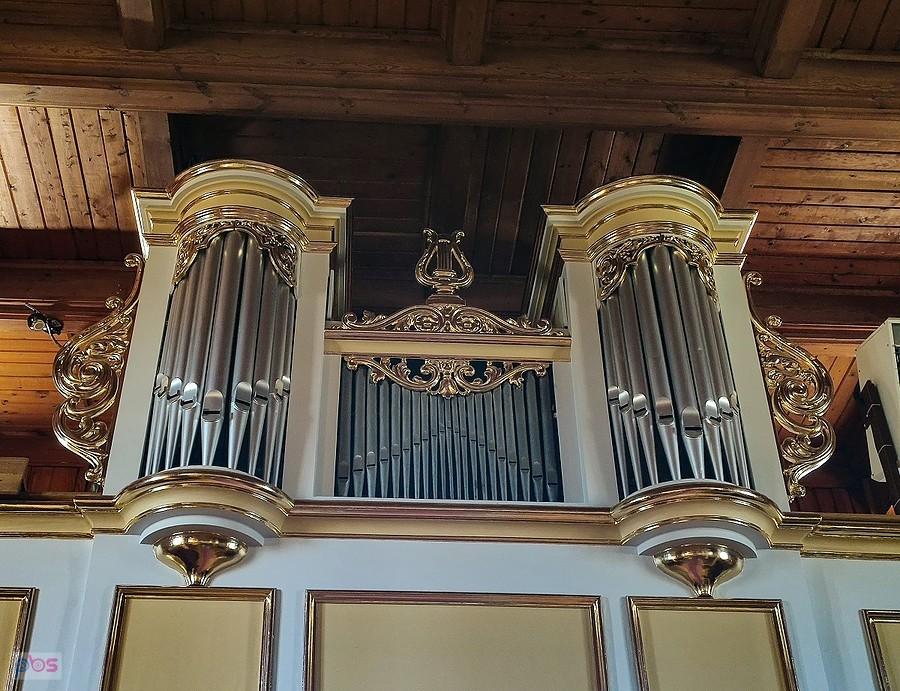 Żukowo - prospekt organowy
