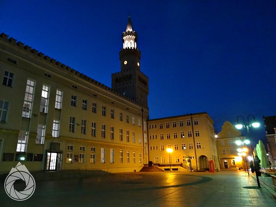 Opole wczesnym rankiem