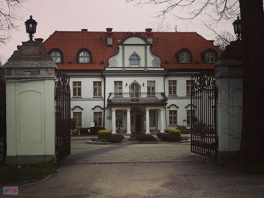 Pałac w Czarnym Lesie