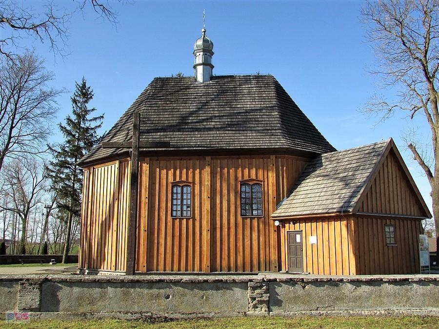 Jeden z najmniejszych kościołów na Mazowszu
