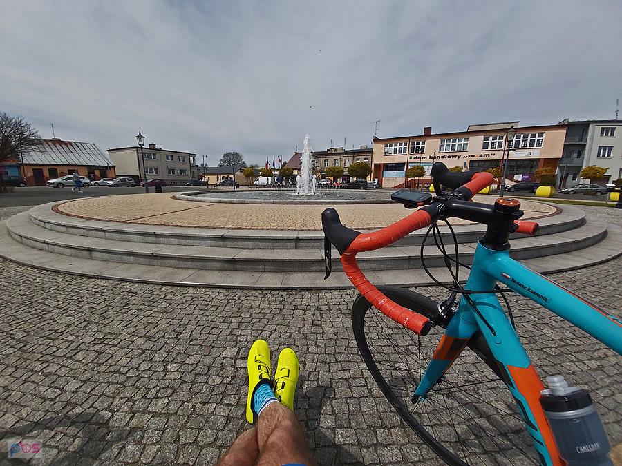 Chilloucik na rynku w Koźminku