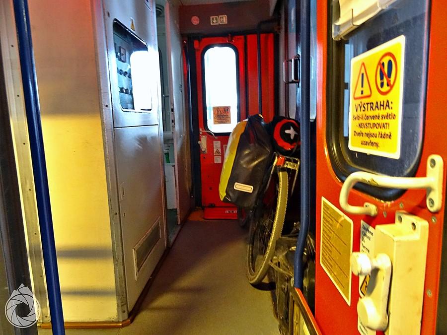 w Cracovii jak zawsze - przedział rowerowy nie zdążył dojechać z Budapesztu, więc miejscówka przy kiblu
