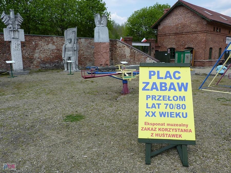 takie place zabaw to ja jeszcze znajdę na niektórych osiedlach
