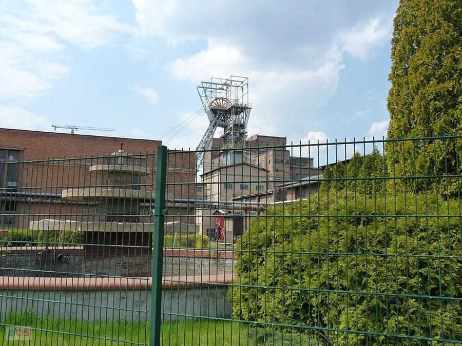 inne ujęcie szybu I i nieczynna fontanna