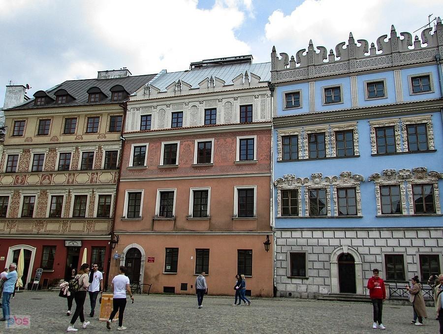 Lublin - kamieniczki strony wschodniej Rynku Staromiejskiego