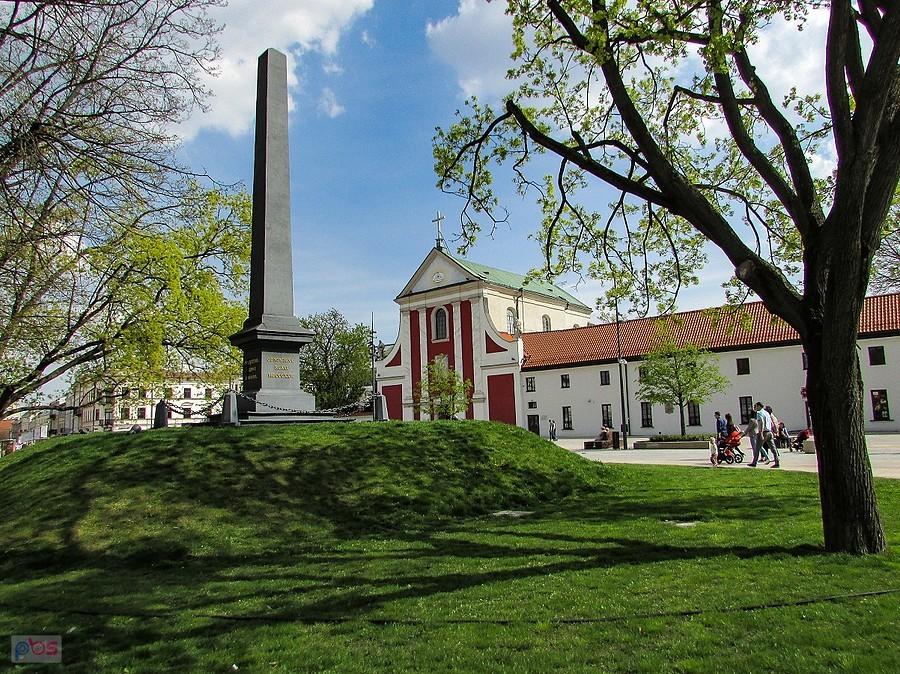 Pomnik Unii Lubelskiej i kościół kapucynów