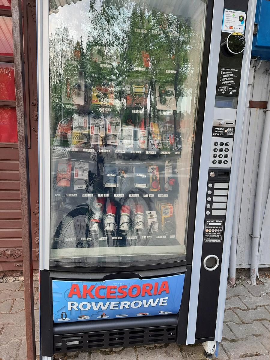 Ciekawy automat.