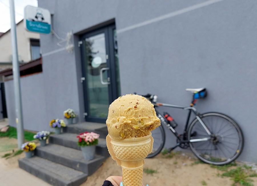 Pyszny lód pistacjowy