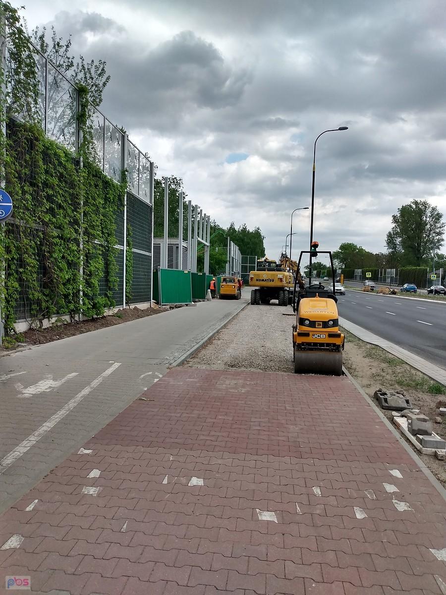 Wreszcie zaczęli naprawę ddr zepsutą przez budowę metra
