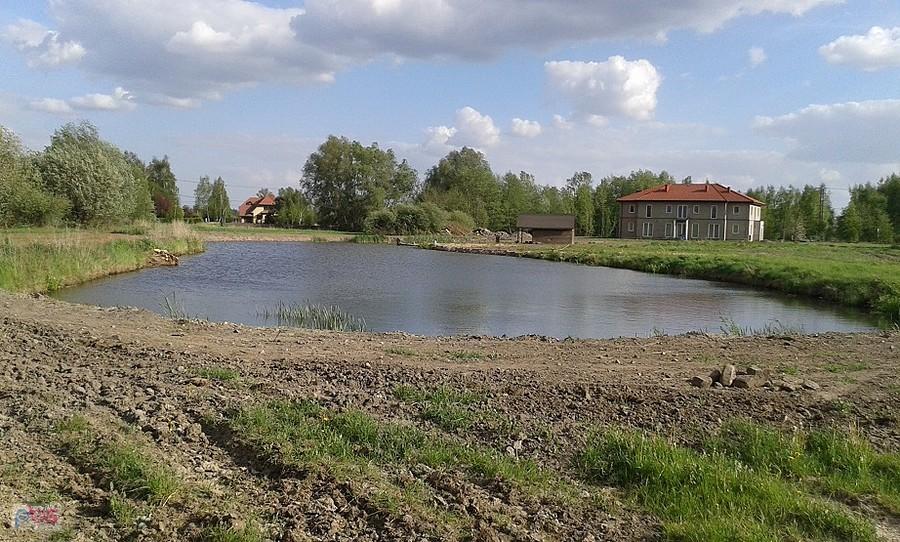 Jezioro Struga z uporządkowanym brzegiem. Mam nadzieję, że będą nowe nasadzenia.
