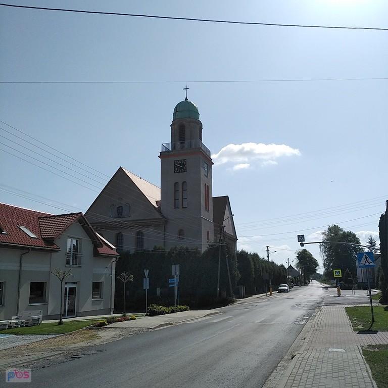 nowy kościół w Ziemięcicach