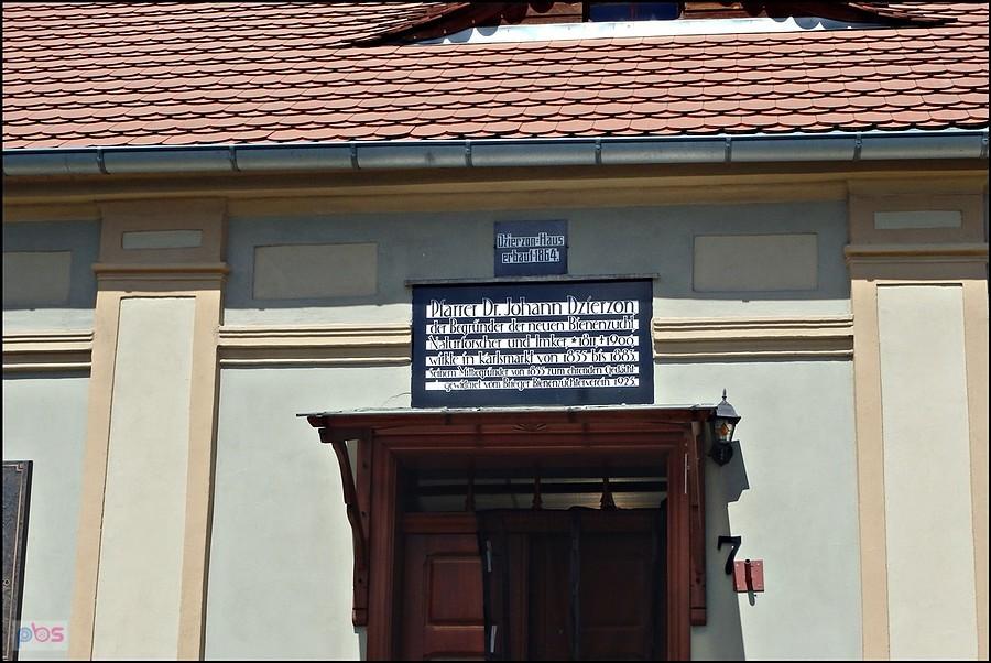 Dom Jana Dzierżonia w Karłowicach