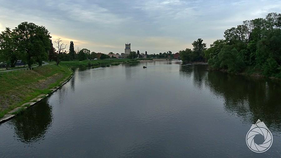 Odra w Brzegu