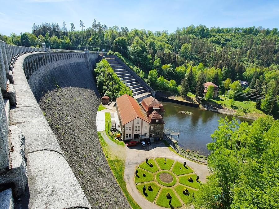 Zapora Pilchowice na rzece Bóbr