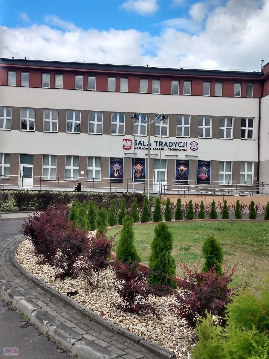 Jeden z budynków WAT