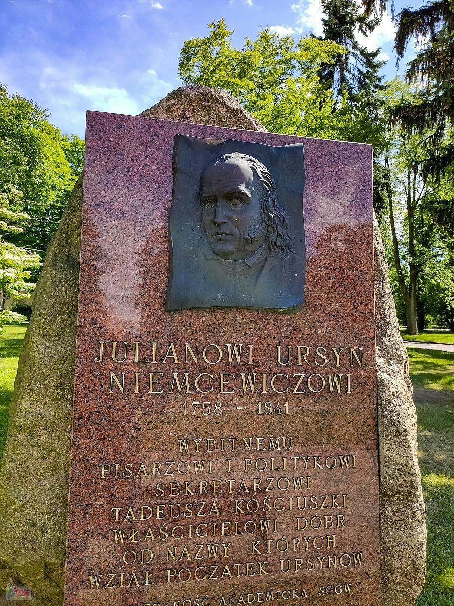 Od niego pochodzi nazwa Ursynów