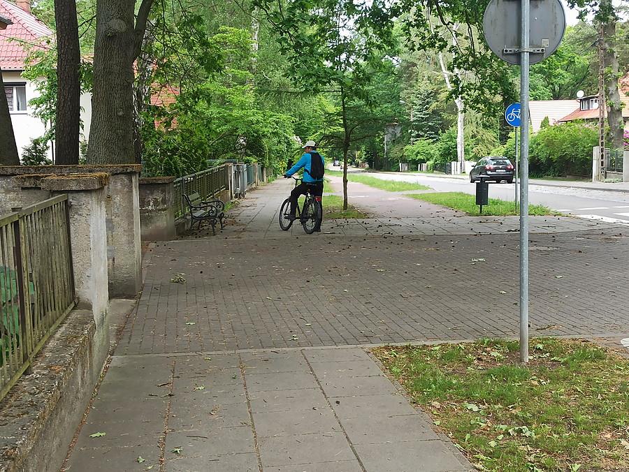 Kuba znowu na mnie musi czekać.