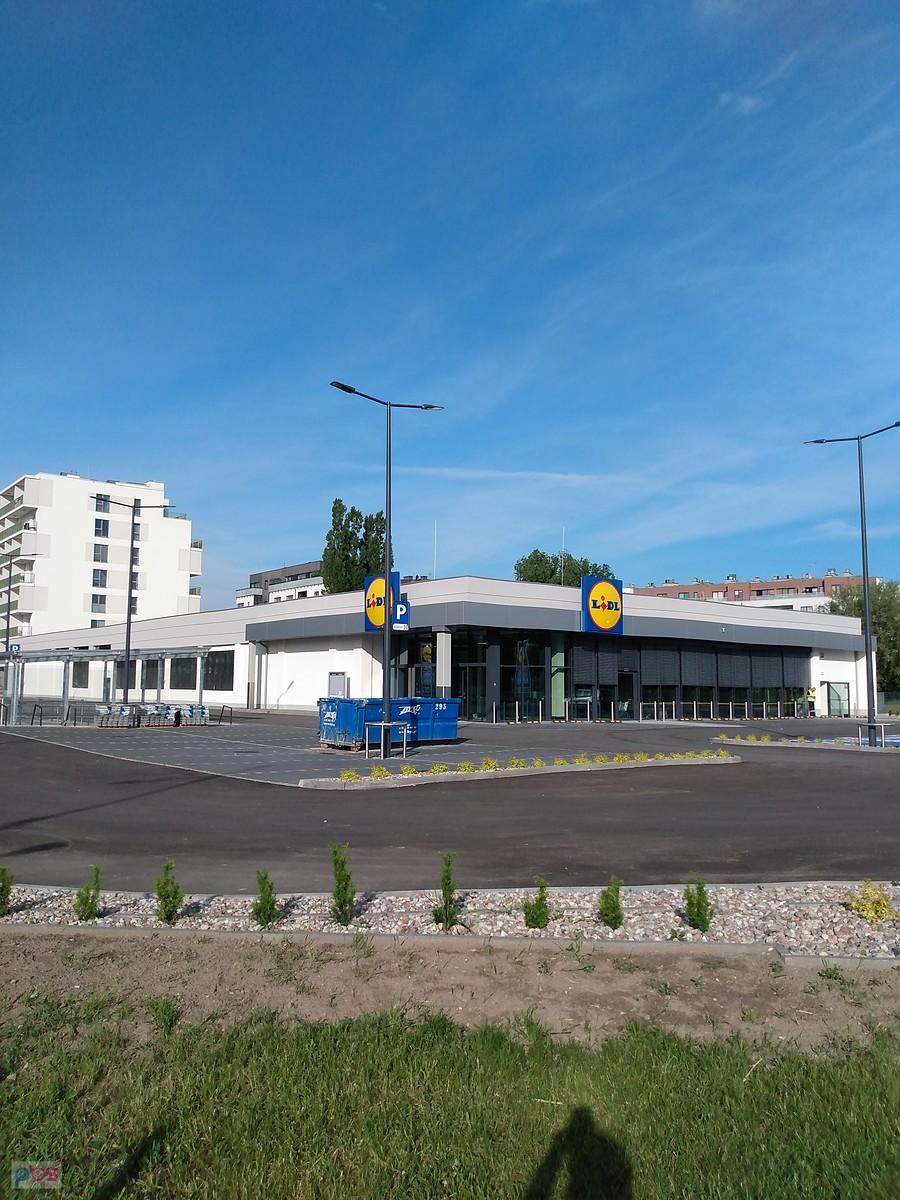 Sklep na L przy Sokratesa już odbudowany, chyba wkrótce otwarcie