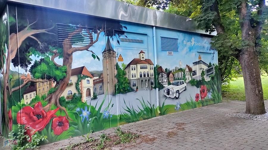Tam muszę pobiec