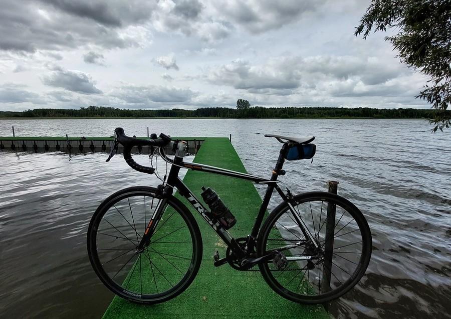 Rower na pomoście. Nie odleciał