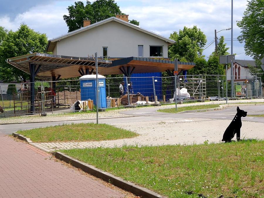 Wołczkowo trwa budowa przystanku dla rowerów.