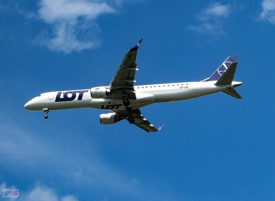 Embraer E195LR