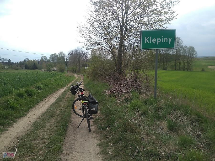 Rower przy znaku Kłępiny