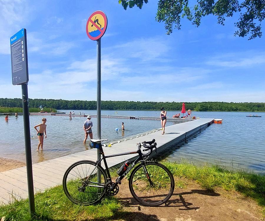 Na plaży na poznańskim Strzeszynku
