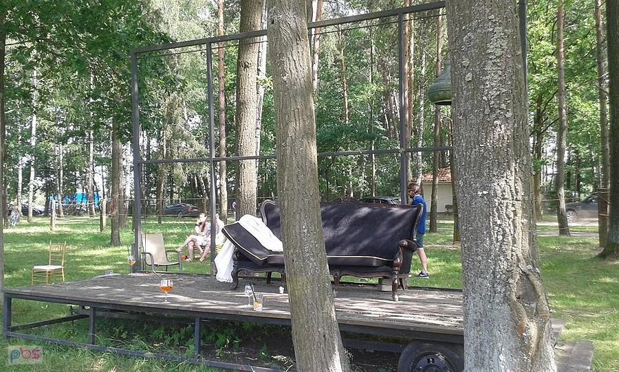 Warsaw Polo Club - "trybuna" nawet jeśli nie honorowa to na pewno wygodna.