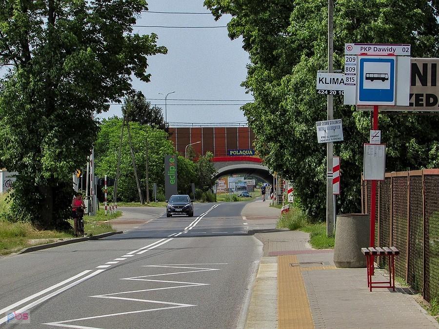 Ulica Baletowa z przejazdem pod trasą S7