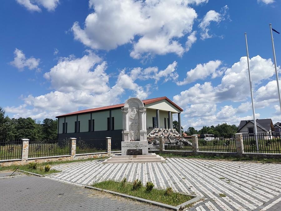 Wotum wdzięczności społeczności ormiańskiej dla Króla Polski Kazimierza Wielkiego,który nadał przywileje Ormianom