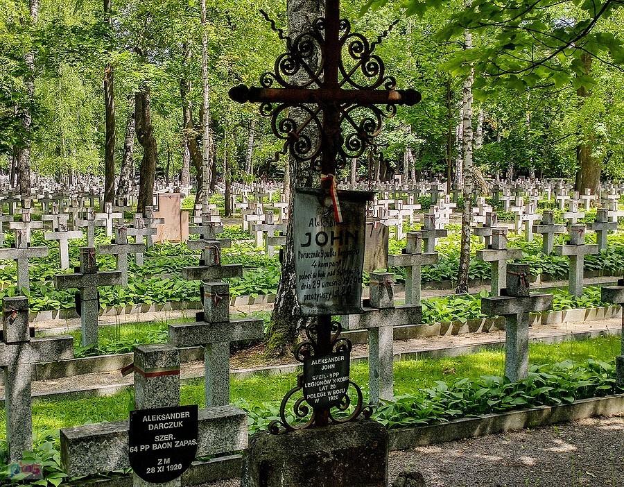 Grób porucznika 9 Pułku Piechoty Legionów
