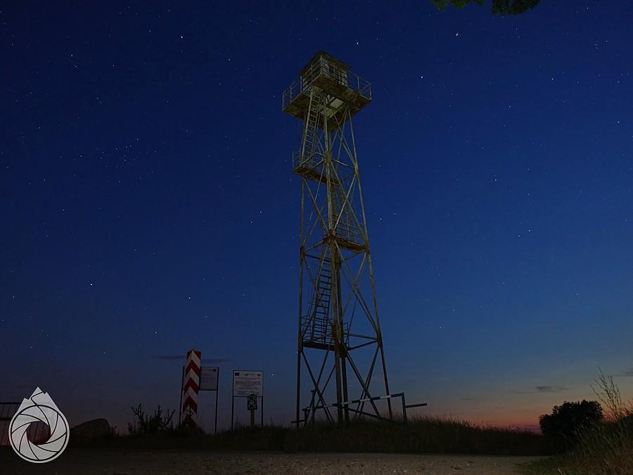 wieża niewidokowa nad Odrą
