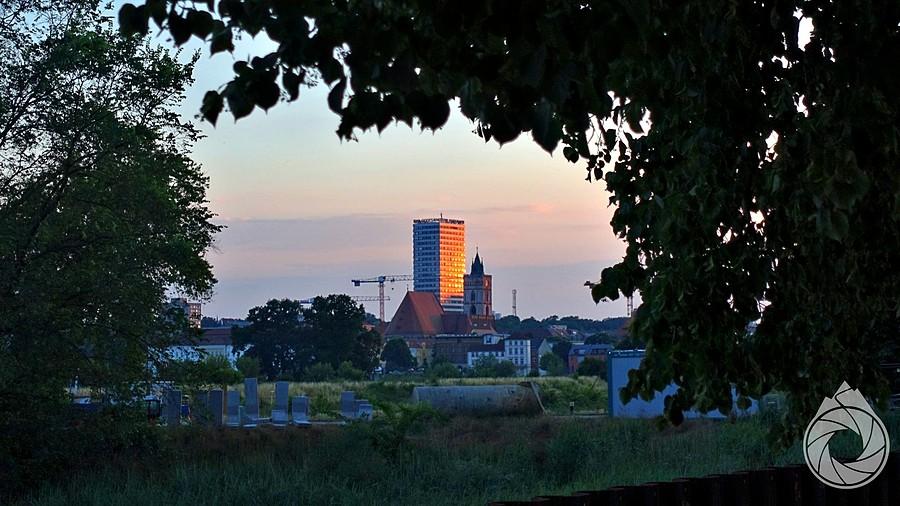 Frankfurt o zachodzie