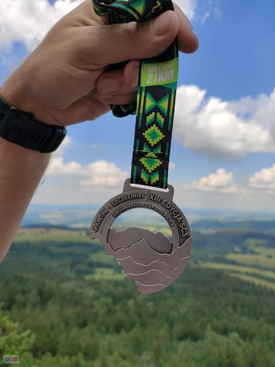 Medal za 21-kilometrowy bieg