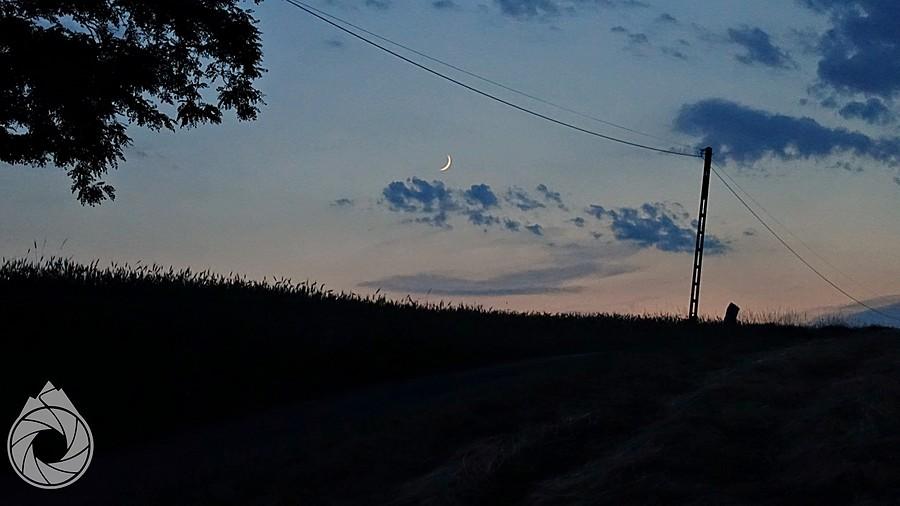 koniec dnia na polach nad Strzyżowem