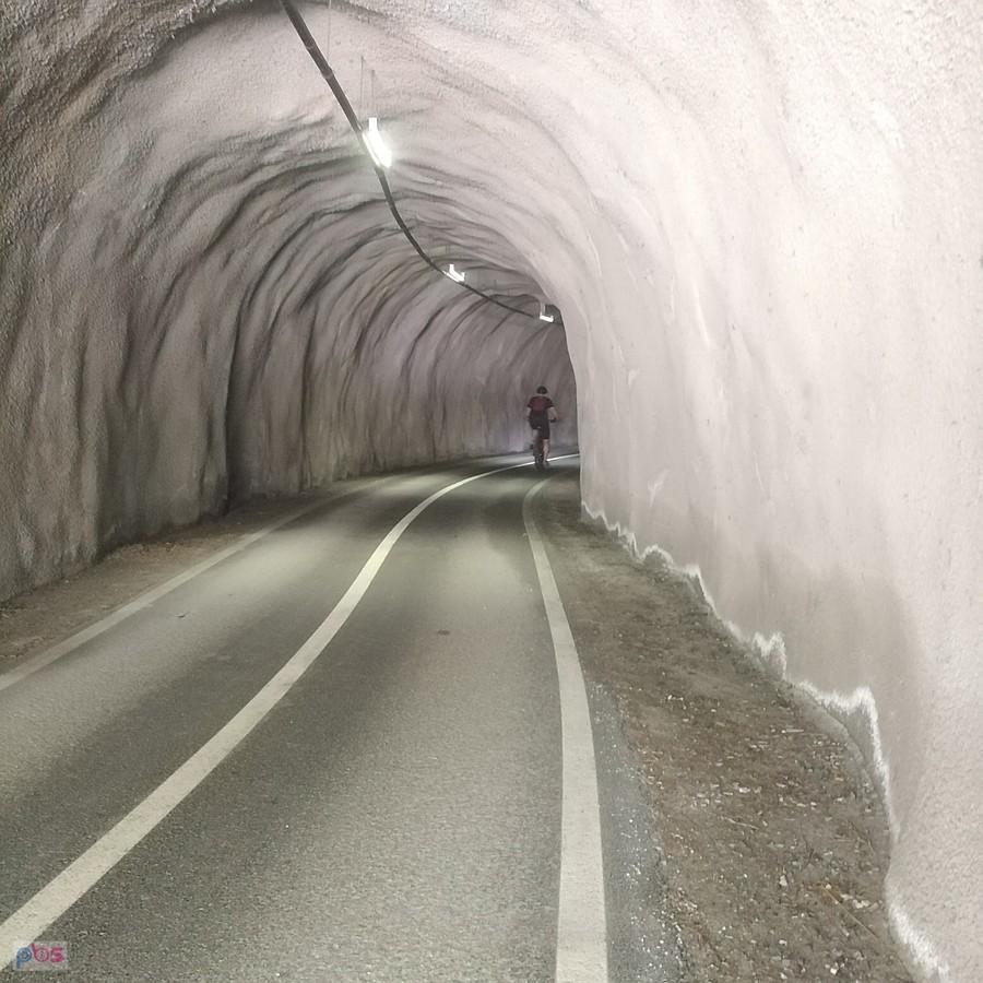 kolejny tunel