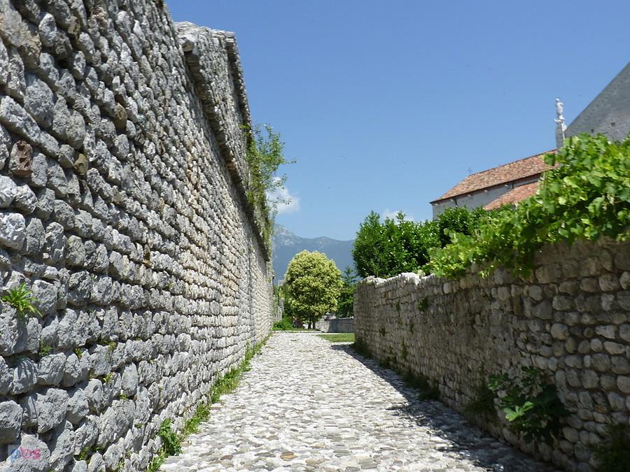 Venzone