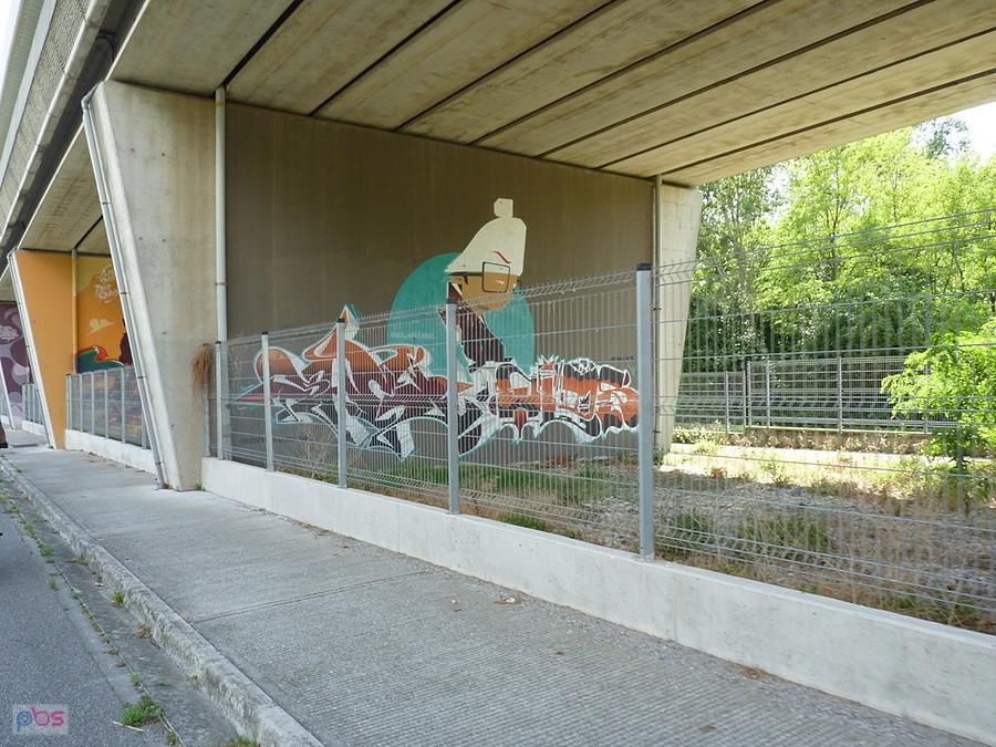 murale pod wiaduktem