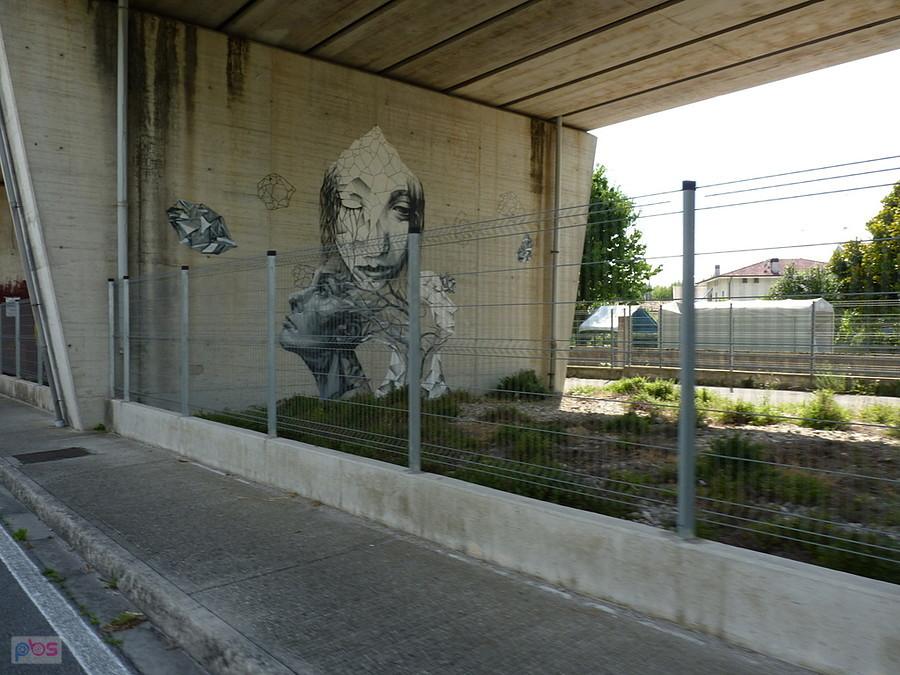murale pod wiaduktem