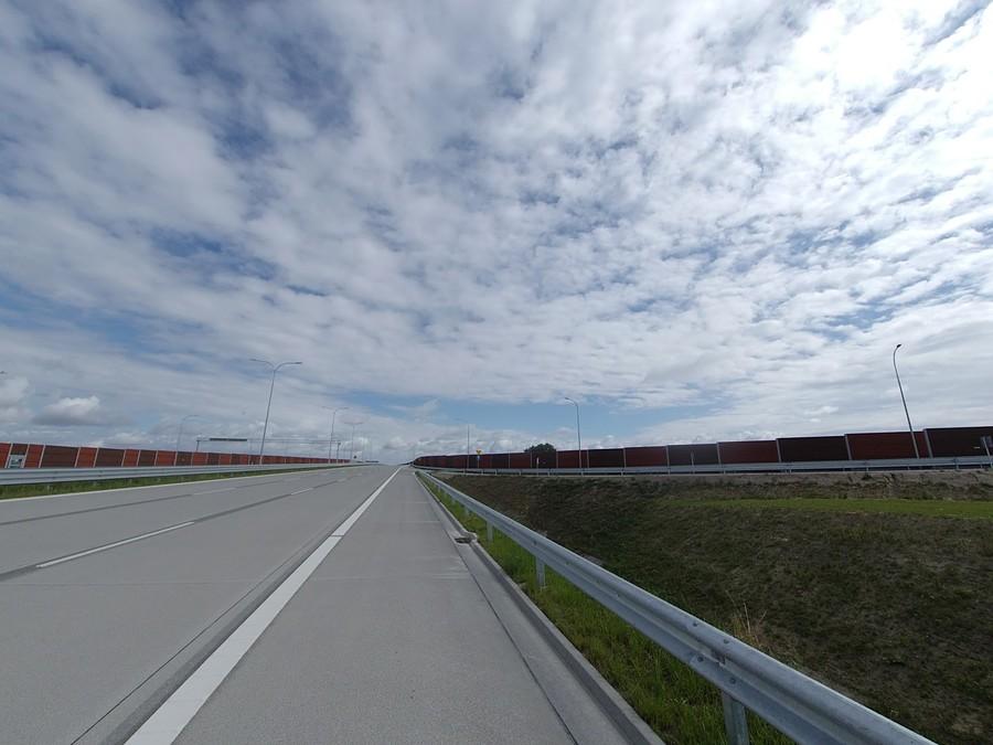 Znów na S79