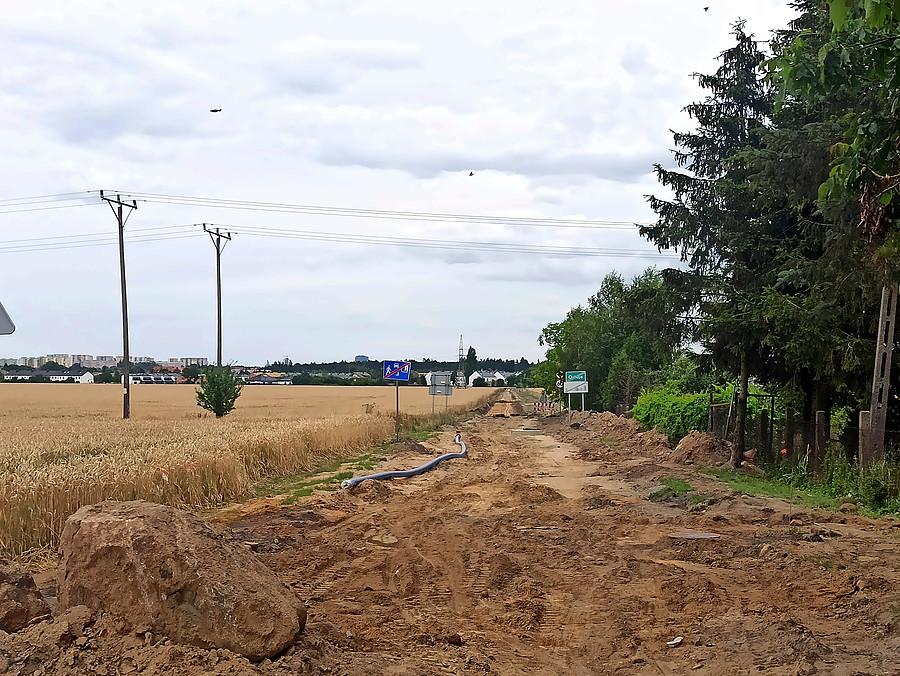 Wreszcie remont - droga do ul. Zbójnickiej.