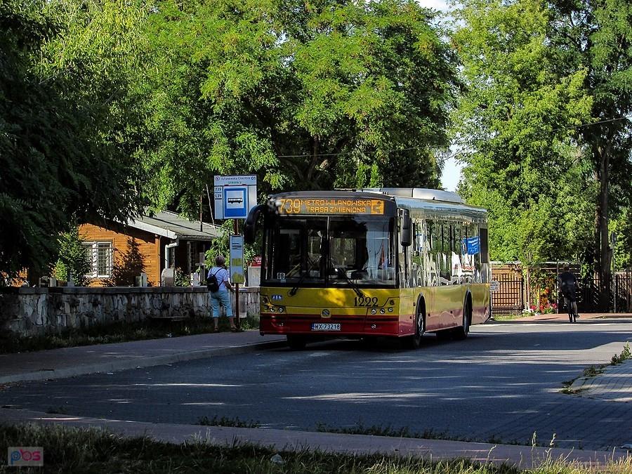 Pętla autobusu 739 przy cmentarzu komunalnym w Piasecznie