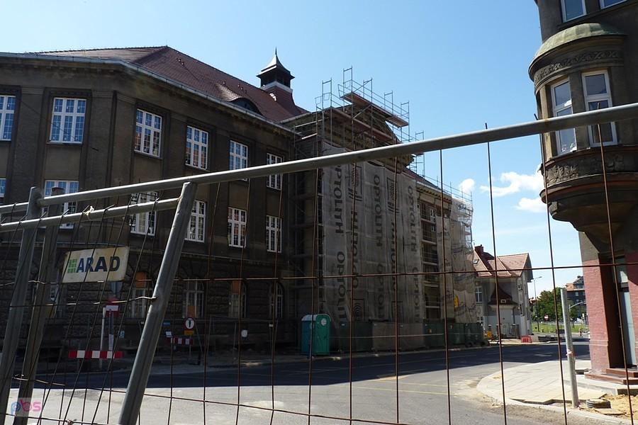 Budynek Dyrekcji Huty 1 Maja/Huty Gliwice