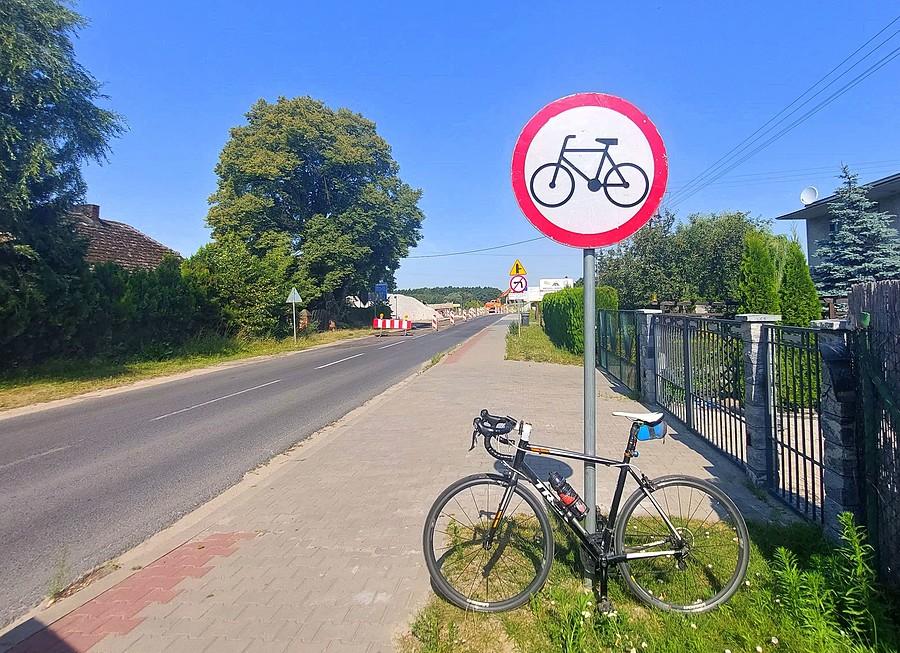 Ten debilizm wciąż straszy, a wszyscy mają go gdzieś. W tym ja :) Rogalinek