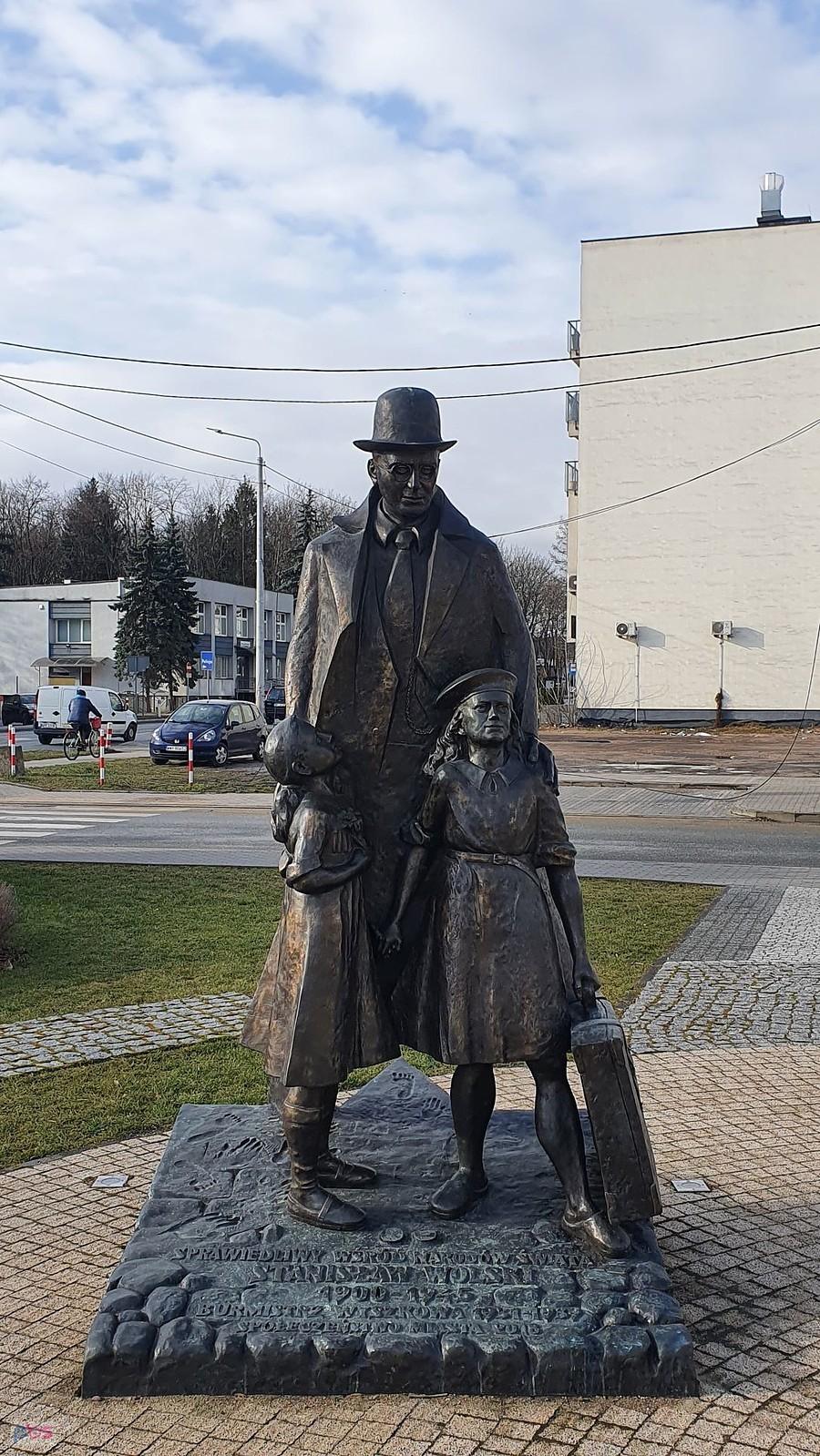 Wyszków. Pomnik Burmistrza Stanisława Wolskiego