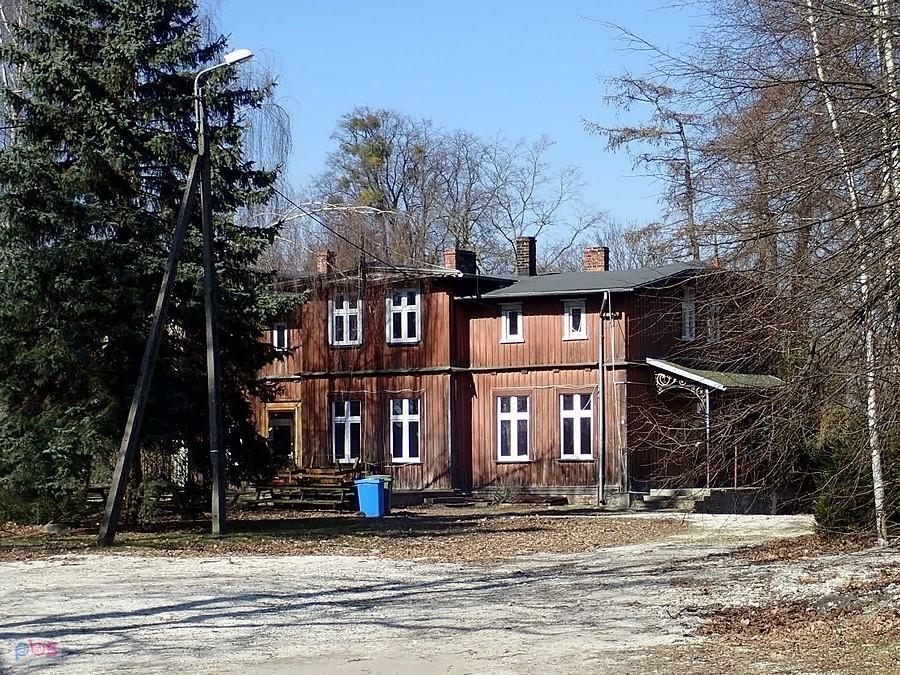 Kitnowo. Dwór