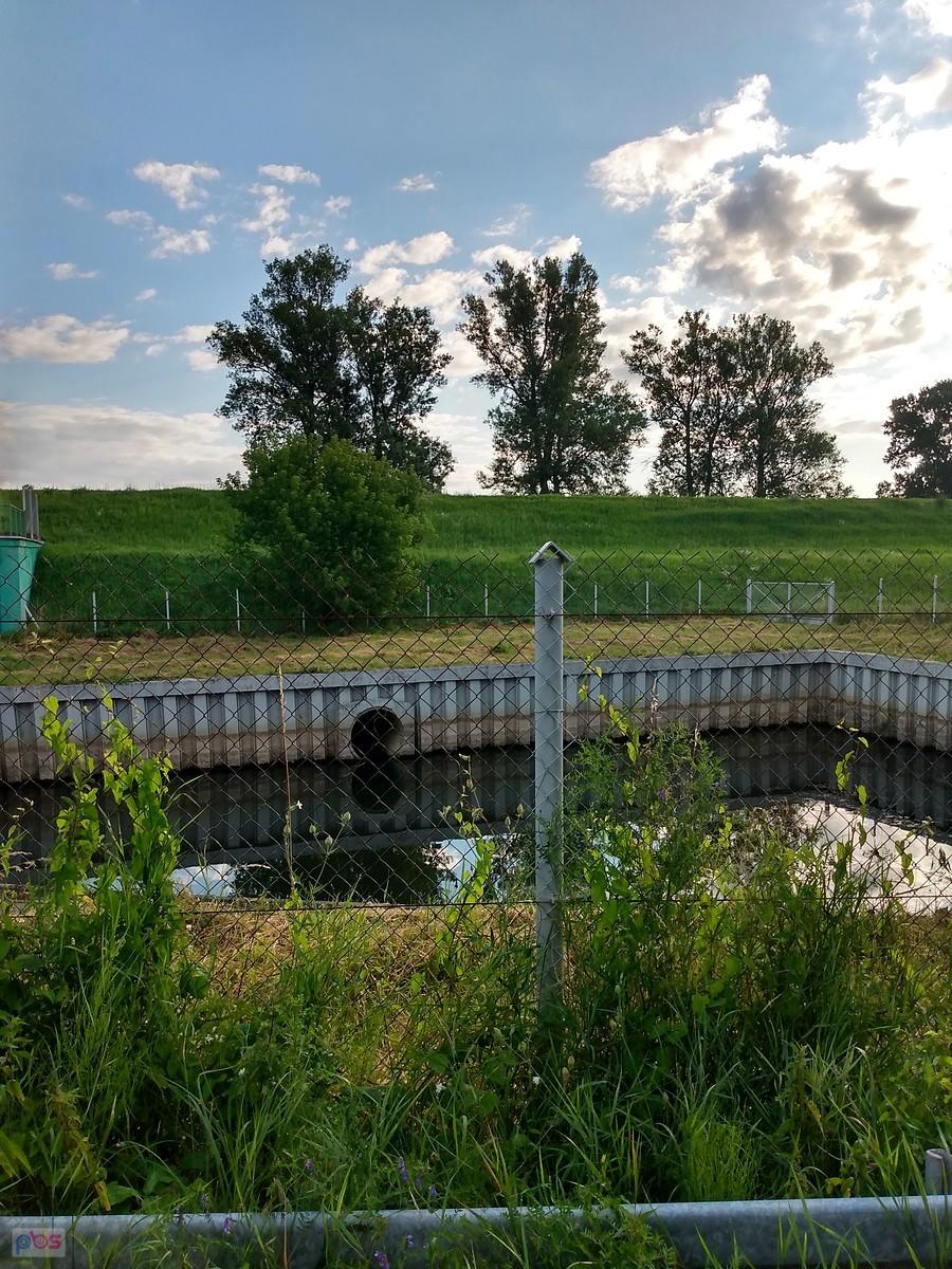 Zbiornik wyrównawczy prawie pusty. Jest sucho